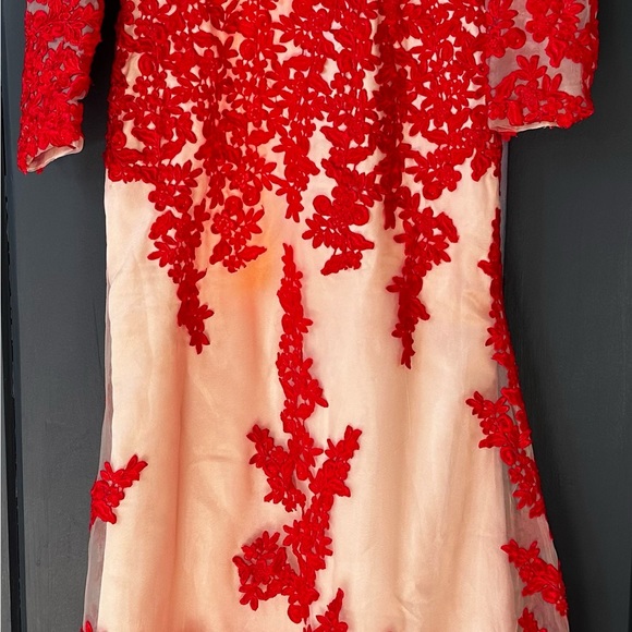 Long sleeve dress custom made about a size 6 - Picture 2 of 8